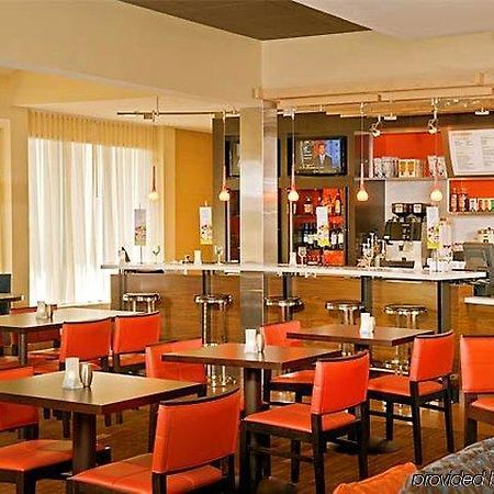 Courtyard By Marriott Greensboro Extérieur photo