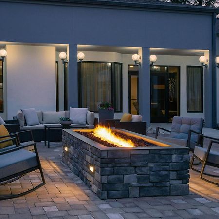 Courtyard By Marriott Greensboro Extérieur photo
