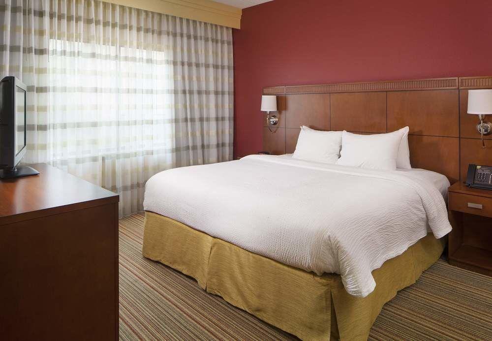 Courtyard By Marriott Greensboro Extérieur photo